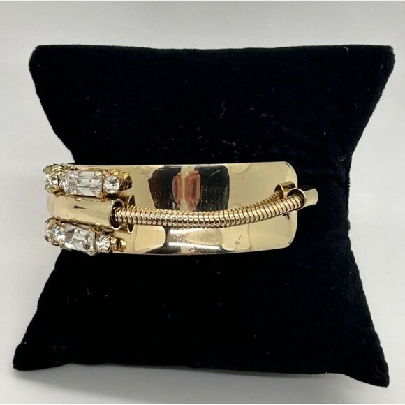 Gold-tone Cuff Bracelet Art Deco Style with Mirror Finish Crystal Baguettes - Picture 3 of 11